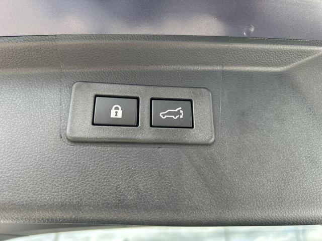 Photo of 2025 Cosmic Blue Pearl Subaru Outback