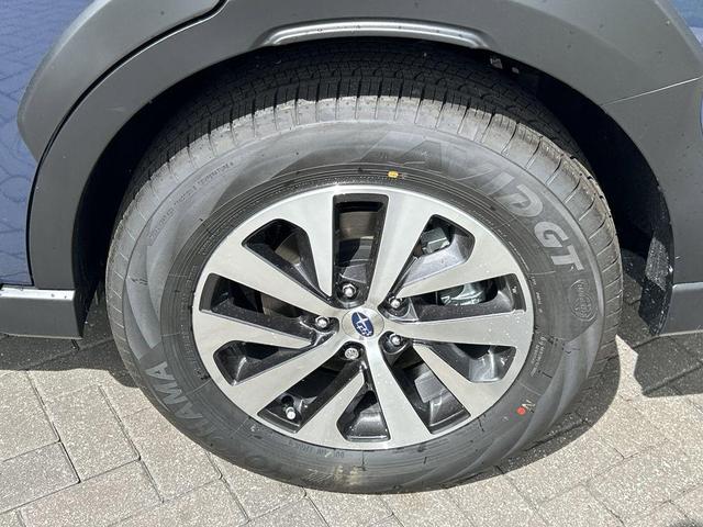 Photo of 2025 Cosmic Blue Pearl Subaru Outback