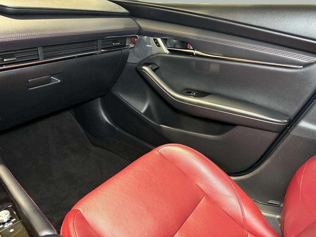 Photo of 2023 Polymetal Gray Metallic Mazda Mazda3