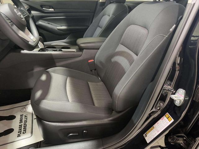 Photo of 2025 Super Black Nissan Altima