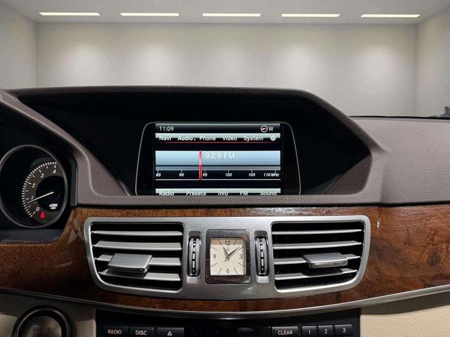 Photo of 2015 Black Mercedes-Benz E-Class