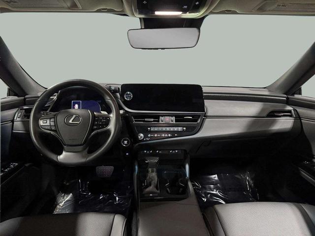 Photo of 2023 Obsidian Lexus ES 350
