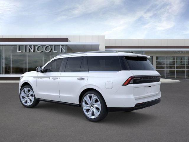 Photo of 2025 Pristine White Metallic Tri-Coat Lincoln Navigator