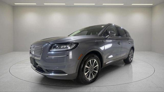 Photo of 2022 Asher Gray Metallic Clearcoat Lincoln Nautilus