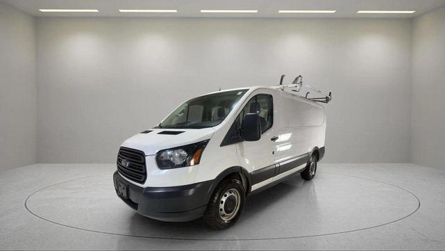 Photo of 2018 Oxford White Ford Transit-150