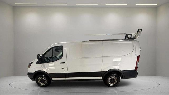 Photo of 2018 Oxford White Ford Transit-150