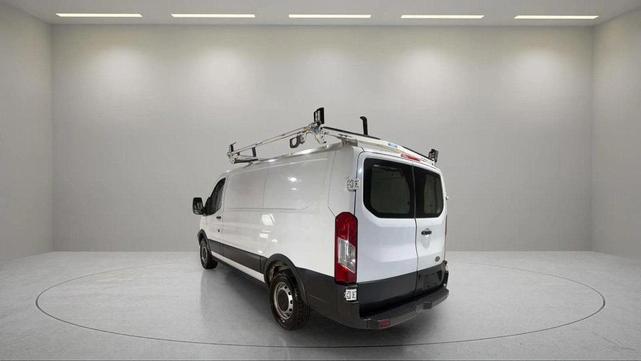 Photo of 2018 Oxford White Ford Transit-150