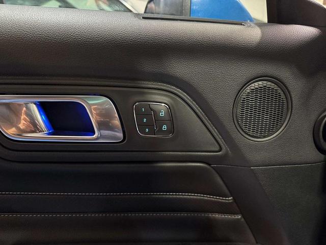 Photo of 2020 Blue Ford Mustang