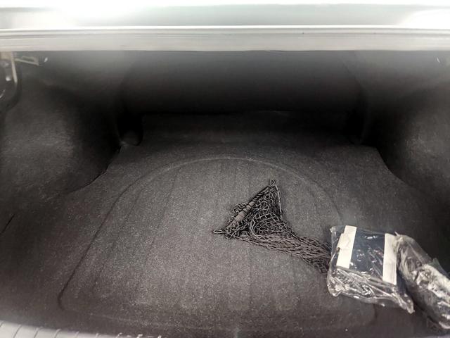Photo of 2022 Black Hyundai ELANTRA