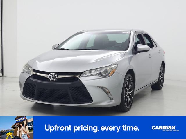 Photo of 2016 Silver Toyota Camry