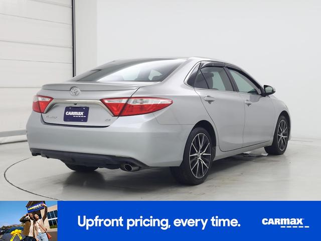 Photo of 2016 Silver Toyota Camry