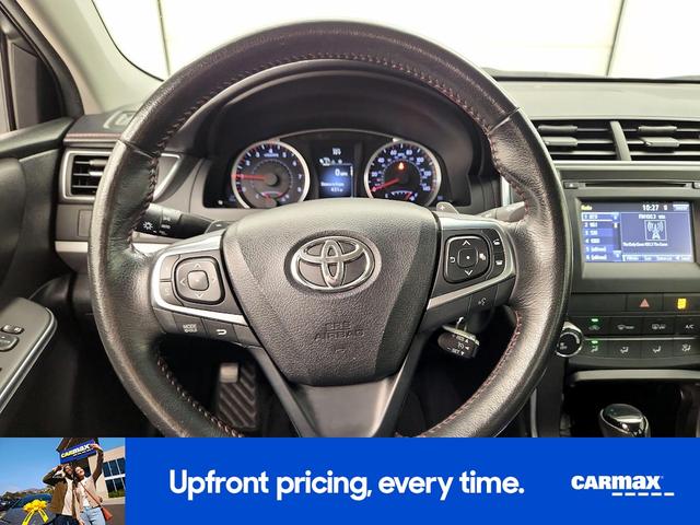 Photo of 2016 Silver Toyota Camry