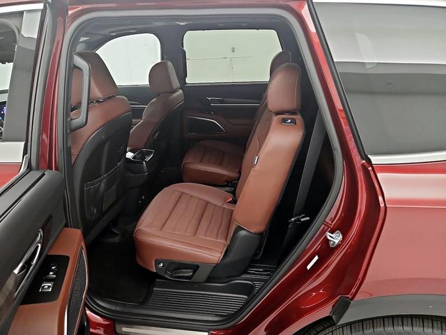 Photo of 2024 Burgundy Kia Telluride