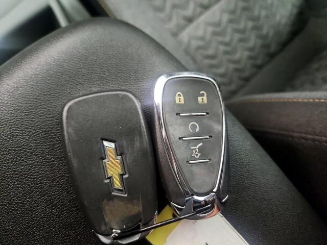 Photo of 2022 Blue Chevrolet Equinox