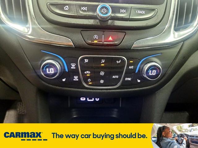 Photo of 2022 Blue Chevrolet Equinox