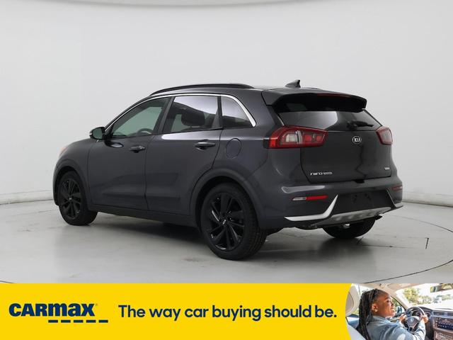Photo of 2018 Gray Kia Niro