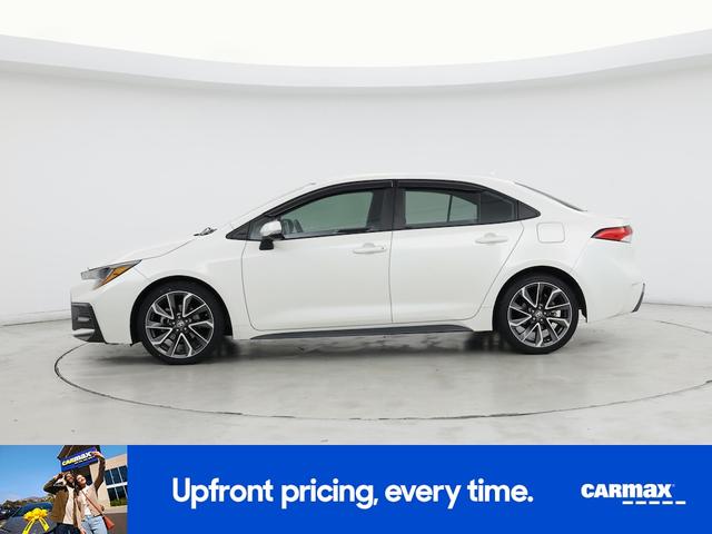 Photo of 2021 White Toyota Corolla