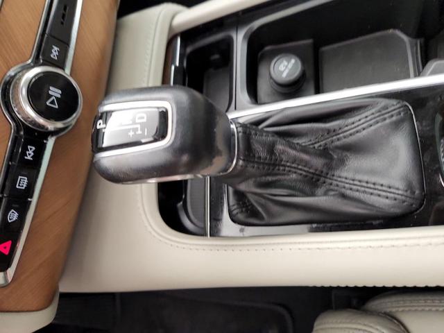 Photo of 2018 Silver Volvo XC90