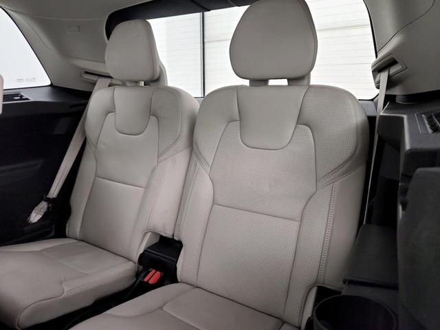 Photo of 2018 Silver Volvo XC90