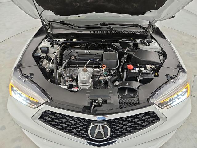 Photo of 2018 White Acura TLX