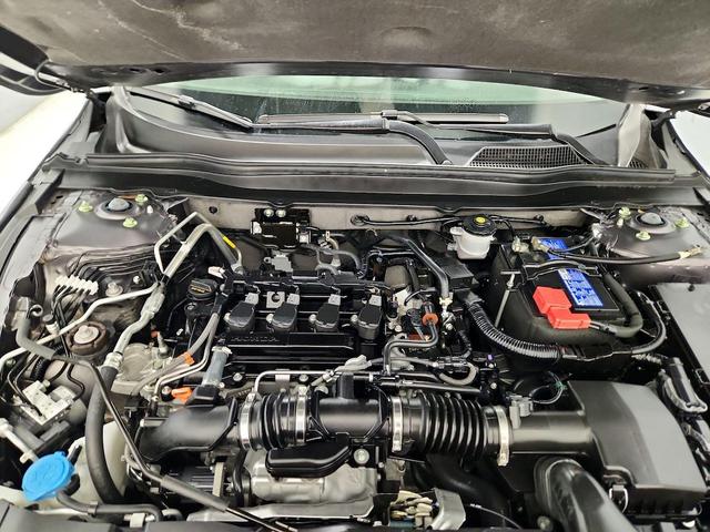 Photo of 2022 Gray Honda Accord