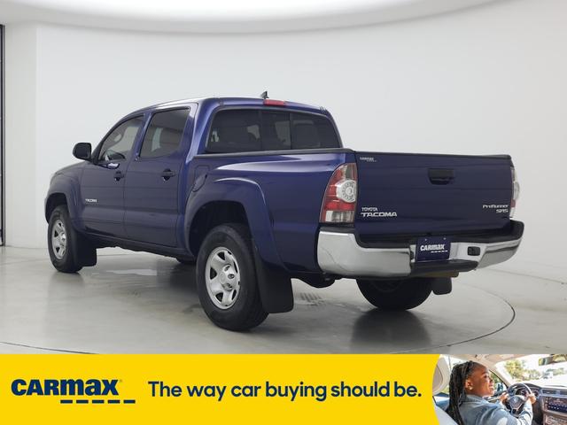 Photo of 2015 Blue Toyota Tacoma