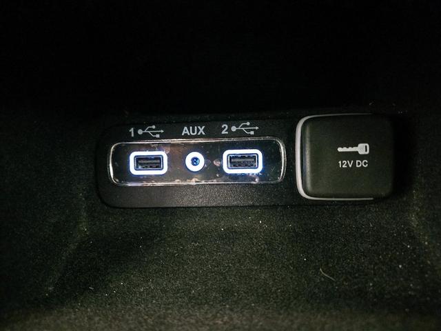 Photo of 2021 Blue Jeep Grand Cherokee