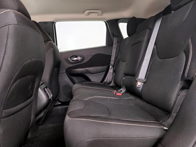 Photo of 2015 Black Jeep Cherokee
