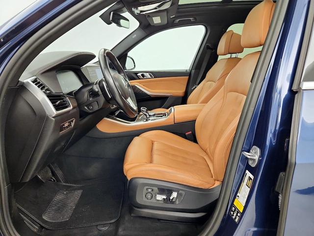 Photo of 2022 Blue BMW X5