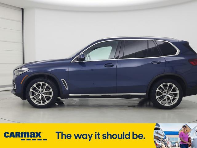 Photo of 2022 Blue BMW X5