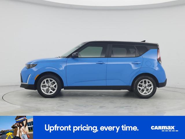 Photo of 2025 Blue Kia Soul