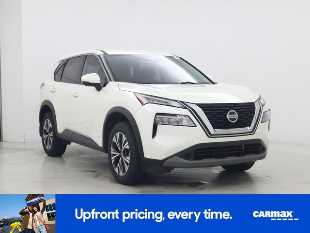 Photo of 2021 White Nissan Rogue