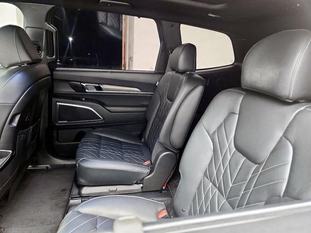 Photo of 2023 Blue Kia Telluride