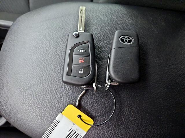 Photo of 2025 Gray Toyota RAV4
