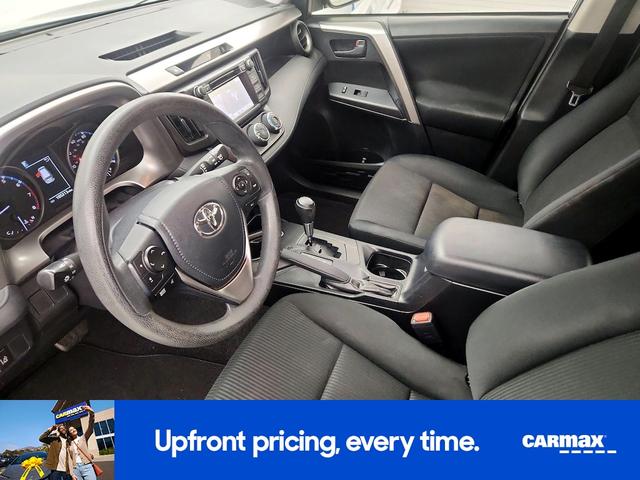 Photo of 2017 Gray Toyota RAV4