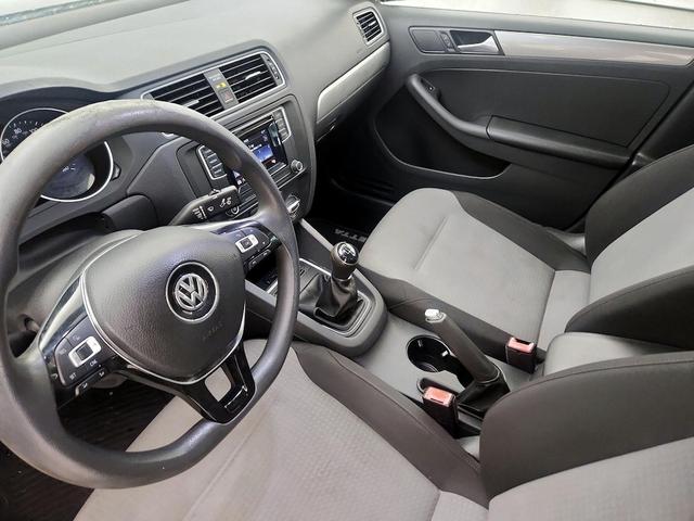 Photo of 2017 Black Volkswagen Jetta