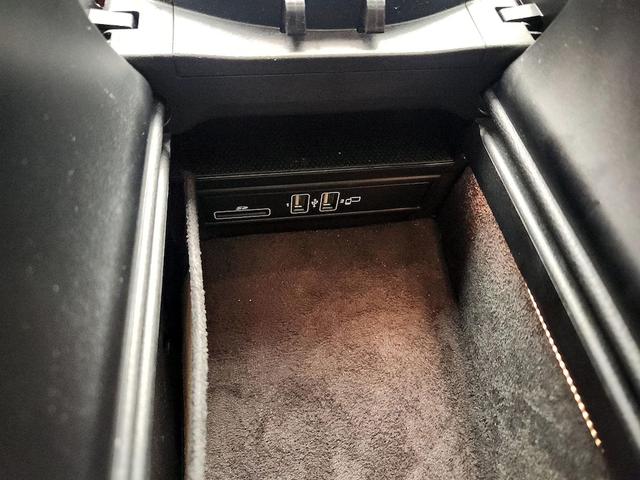 Photo of 2020 Black Mercedes-Benz C-Class