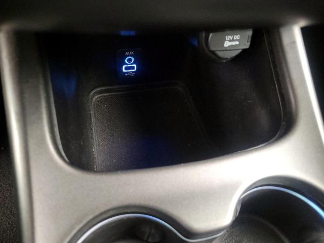 Photo of 2018 White Dodge Journey