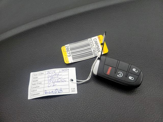 Photo of 2018 White Dodge Journey