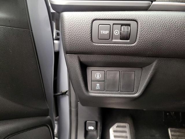 Photo of 2022 Gray Honda Accord