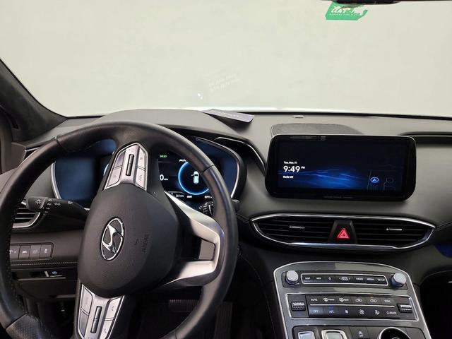 Photo of 2023 Black Hyundai SANTA FE