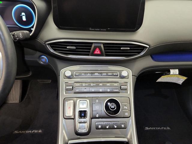 Photo of 2023 Black Hyundai SANTA FE