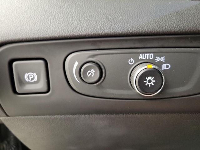 Photo of 2018 Black Buick Enclave
