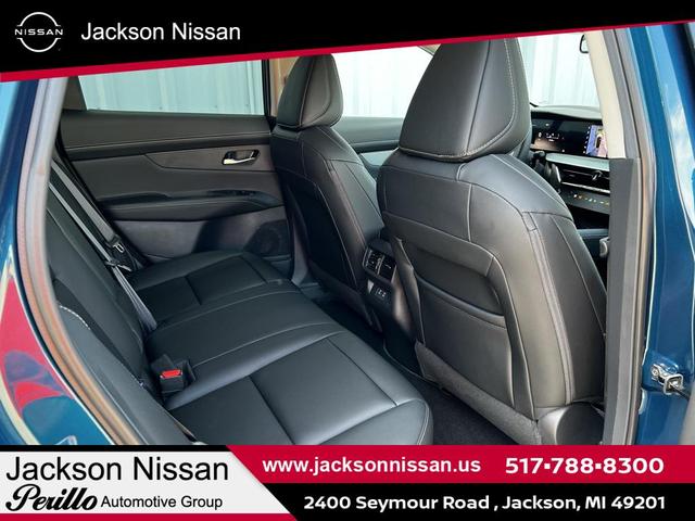 Photo of 2025 Aurora Blue Pearl Metallic/Super Black Nissan Murano