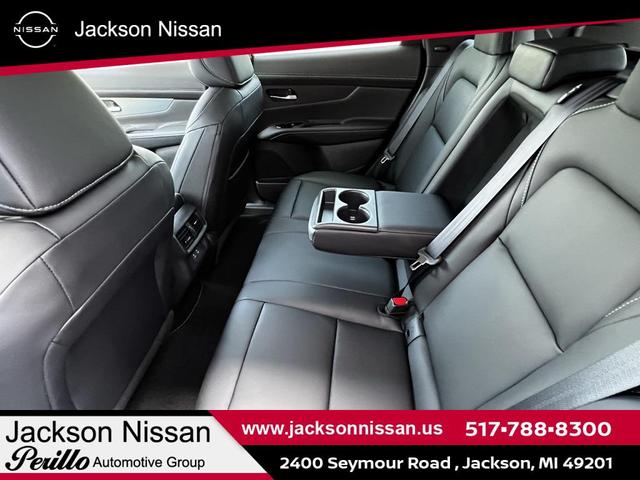 Photo of 2025 Aurora Blue Pearl Metallic/Super Black Nissan Murano