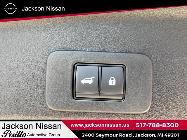 Photo of 2025 Aurora Blue Pearl Metallic/Super Black Nissan Murano