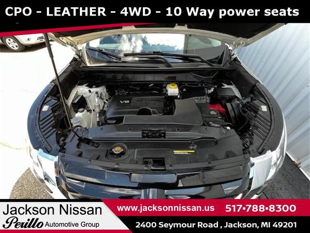 Photo of 2022 Pearl White Tricoat Nissan Pathfinder