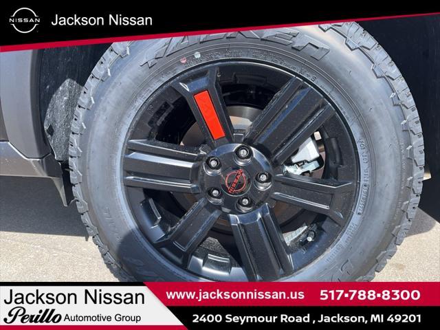 Photo of 2025 Super Black Nissan Rogue