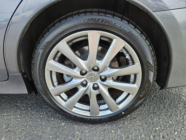 Photo of 2013 Liquid Platinum Lexus GS 350