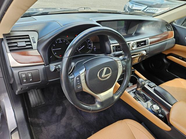 Photo of 2013 Liquid Platinum Lexus GS 350